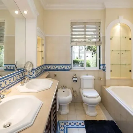 Sleeps 8 Pool Air Con T607946 Villa *