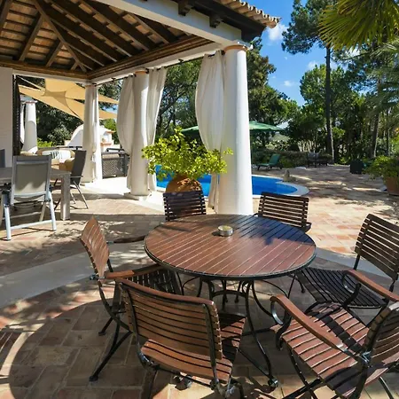 Sleeps 8 Pool Air Con T607946 *